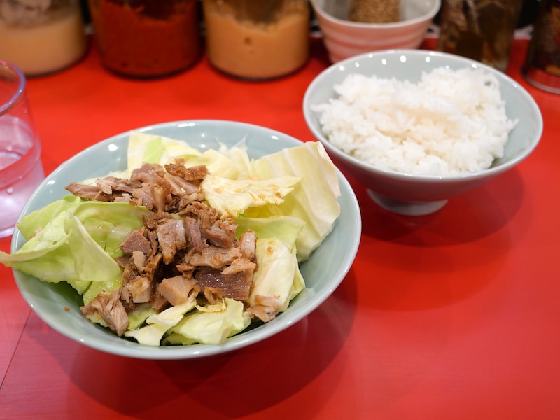 キャベチャー(200円)、ライス(並150円)