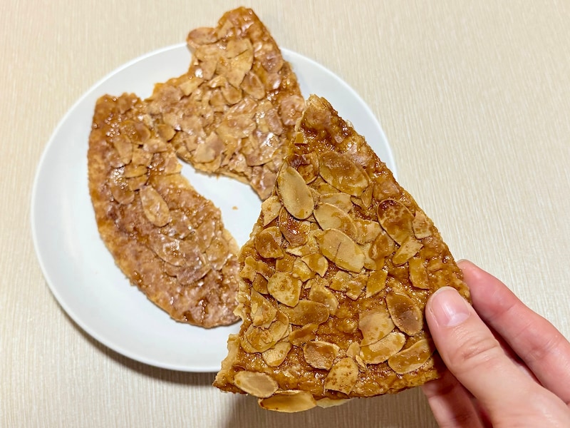 バターとアーモンドの香ばしさと優しい甘さが美味