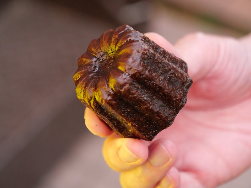 山東2号店「鉄観音カヌレ(380円)」