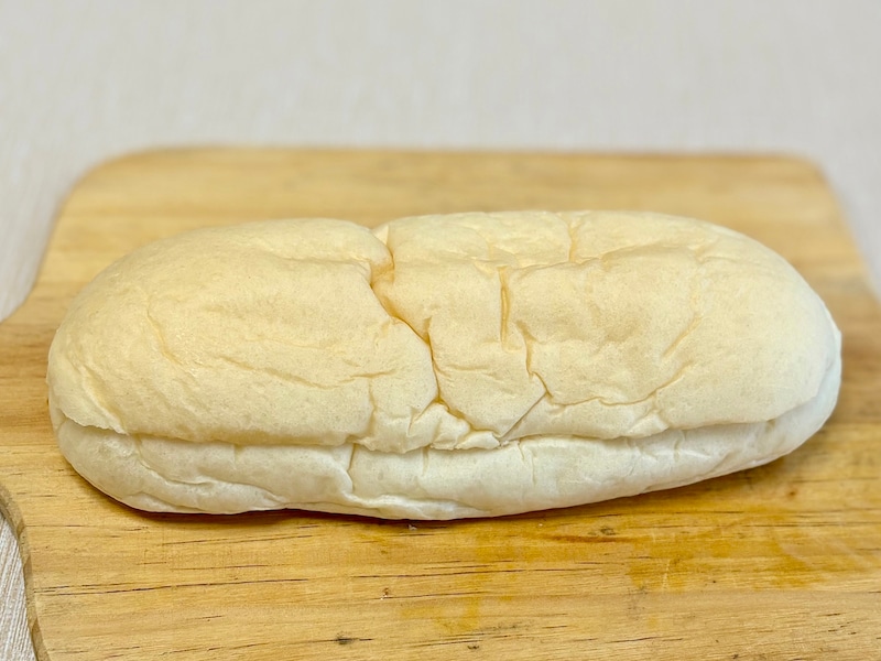 強く持つとつぶれてしまいそうなほどの柔らかさ