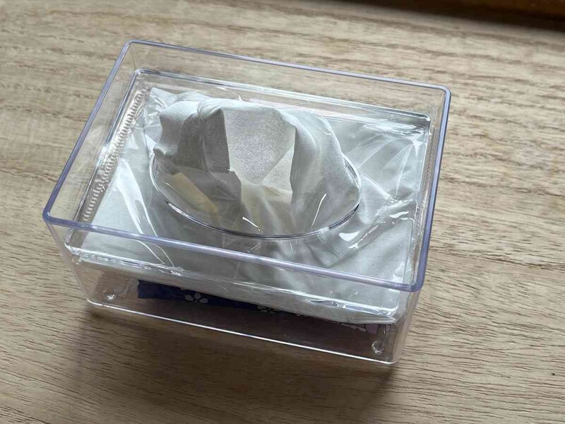 セリアの「ポケットティッシュケース」でポケットティッシュの出番が格段に多くなる