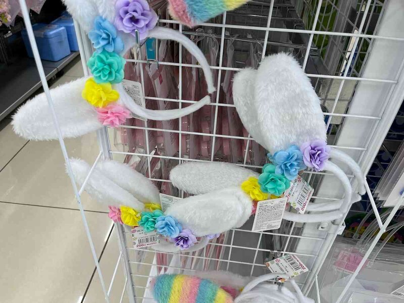 ダイソーの「カチューシャ 花」