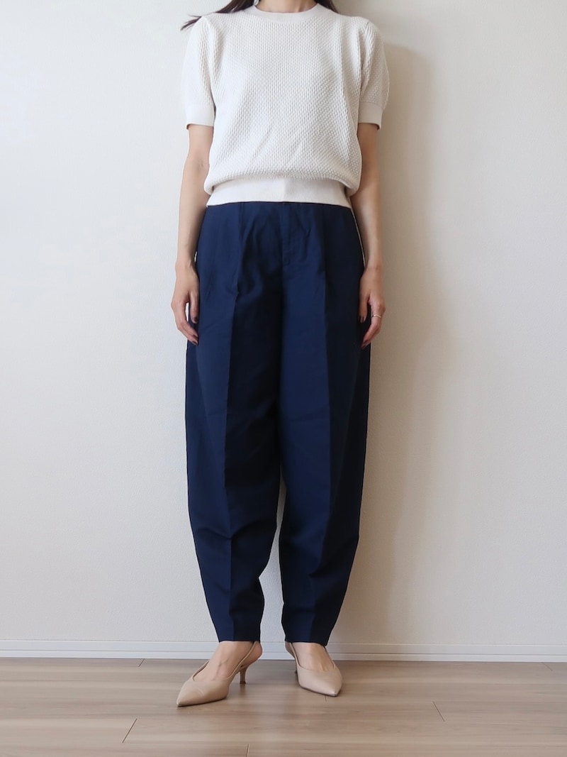 太いだけでなく、丸みを帯びたシルエットが新鮮に見せてくれます