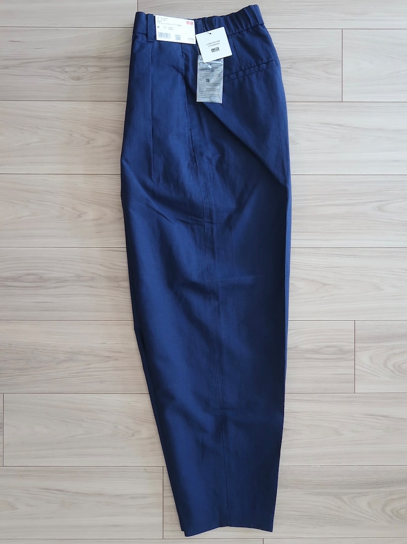 ユニクロ　リネンブレンドバレルレッグパンツ 3990円（税込）