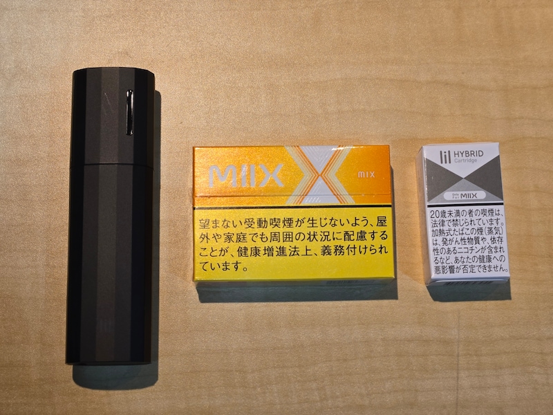リキッドカートリッジと専用たばこスティックMIIX
