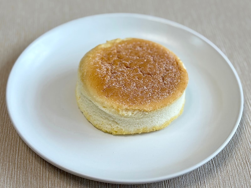 手に持つと溶けてしまいそうなほど、軽くてふわふわ！ 