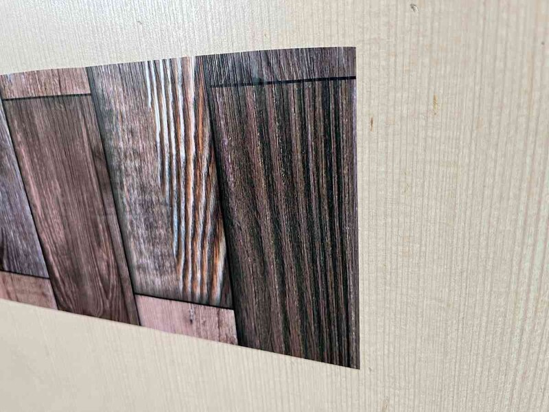 リメイクシートの隙間や気泡がなくなる