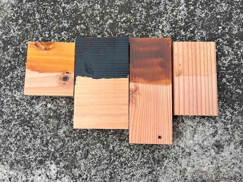 左からダイソーの「水性ニス（木部工作用、けやき）」、セリアの「水性ニスウォールナット」、「水性ニスメープル」、「水溶性つやだしニス」