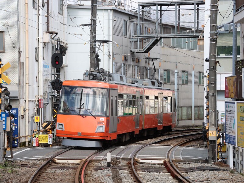 上町の急カーブ