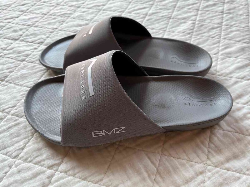 ソールにクッション性は意外にもほぼない