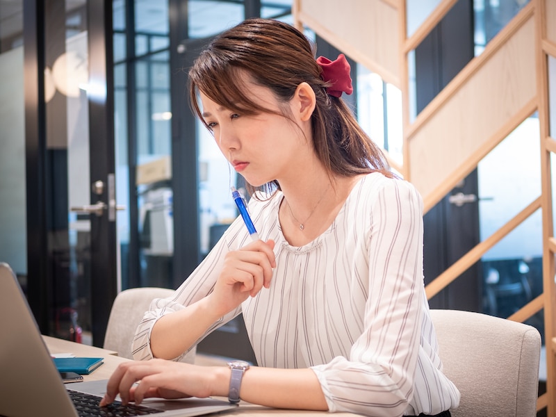 上司や取引先からのプライベートな誘い、どう対応したらいいの？