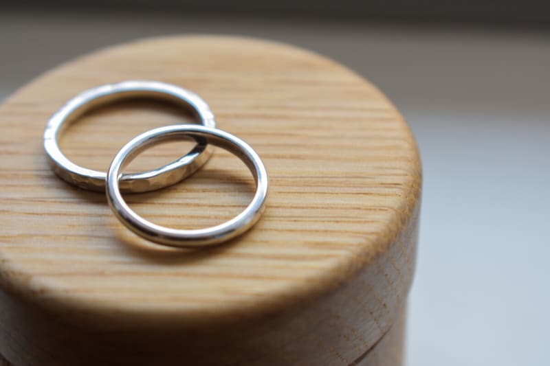 70代女性年金生活_結婚指輪