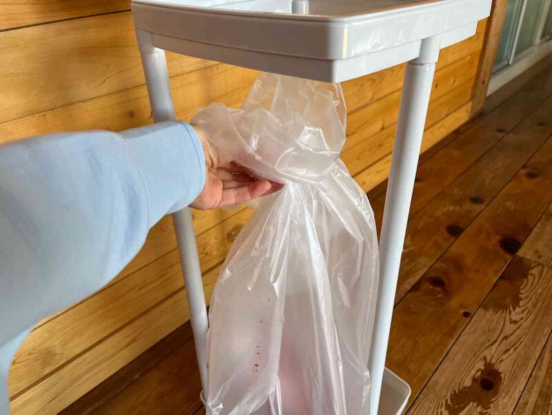 ゴミ袋を横から取り出せる