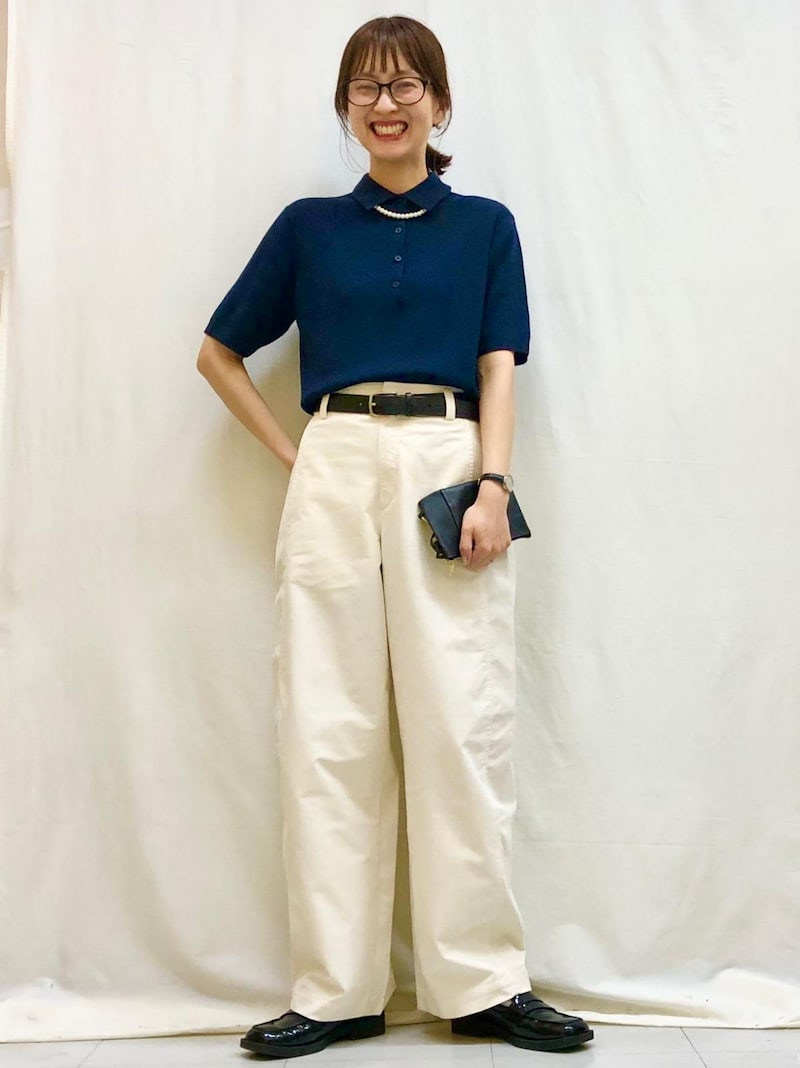 きちんと感もあるポロニットは五分袖で体型カバーも　出典：StyleHint