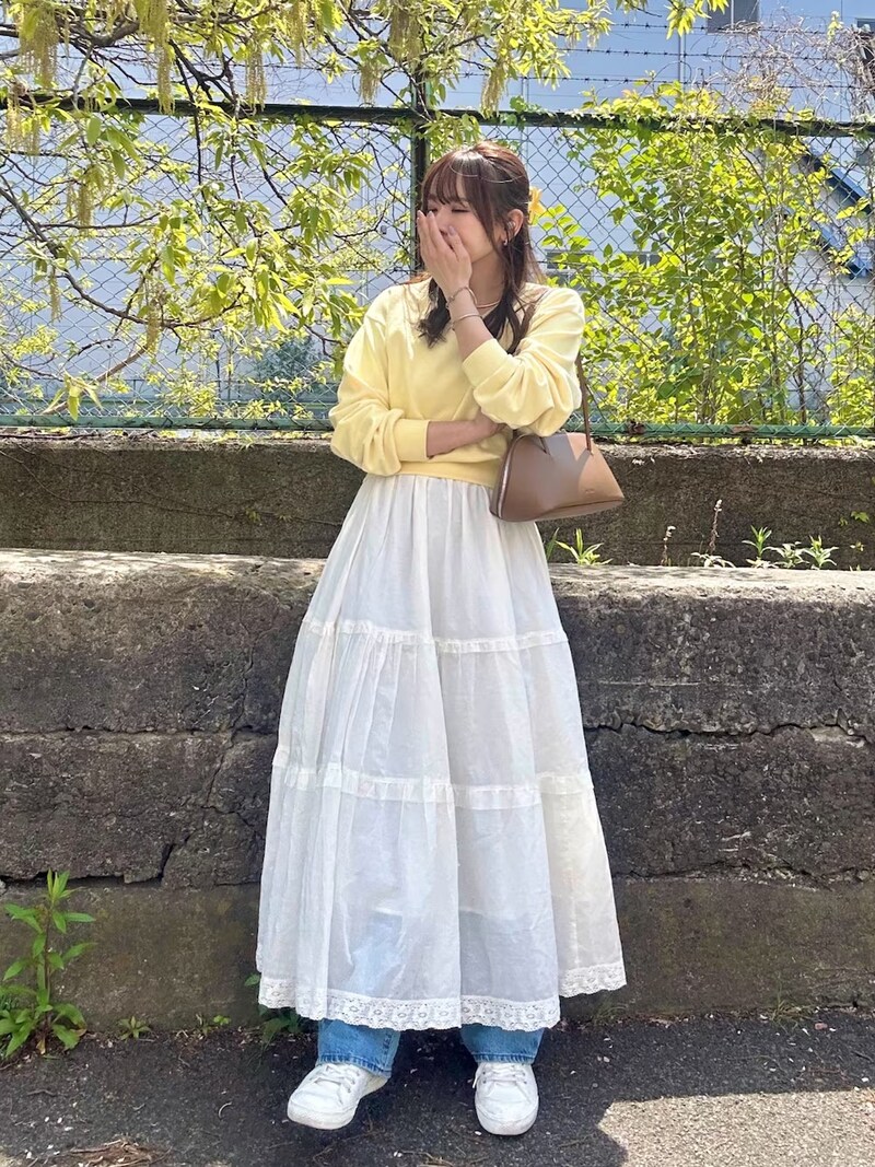 シンプルではきまわしのきくシューズならこのタイプ！　出典：WEAR