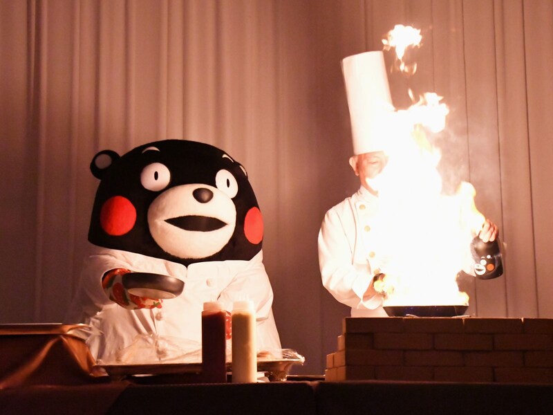 くまモン＝3月8日、東京都文京区