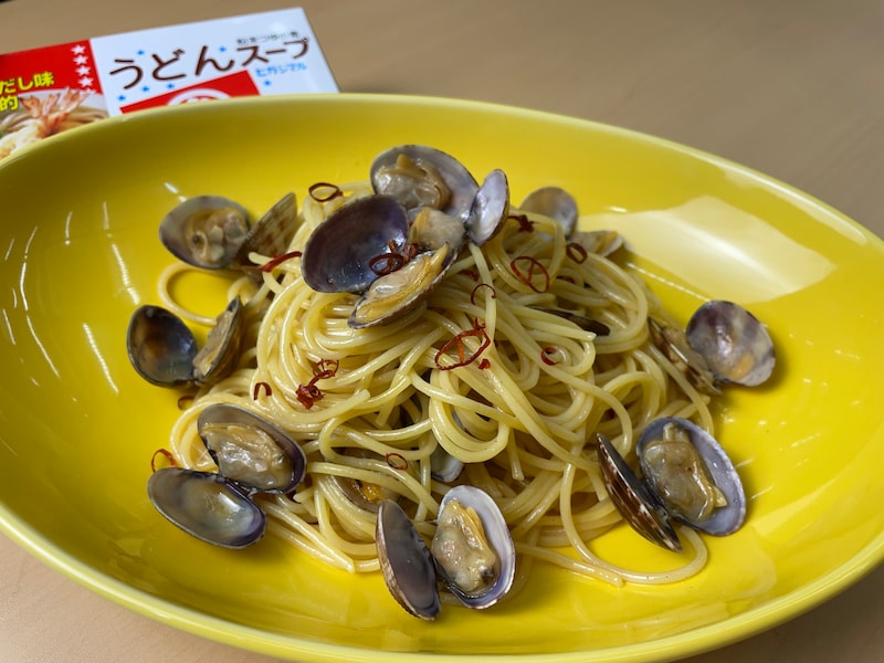うどんスープでボンゴレ