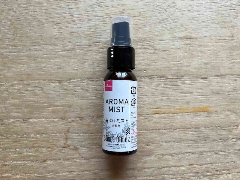ダイソーの「虫よけミスト（衣類用、30mL）」