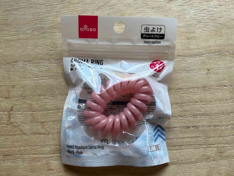 ダイソーの「虫よけスパイラルリング」