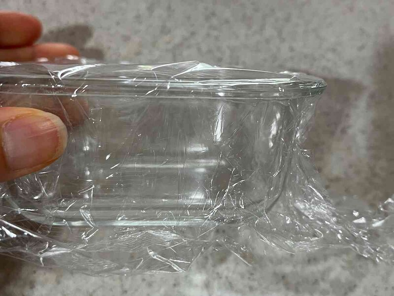 ガラス容器にはよくくっつく