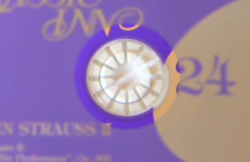 CD,取り出し方,外し方,取れない,CDの取り出し方,Pケース,ジュエルケース,CDケース,開け方,開き方,取り出し方,解説,ネタ,トリビア