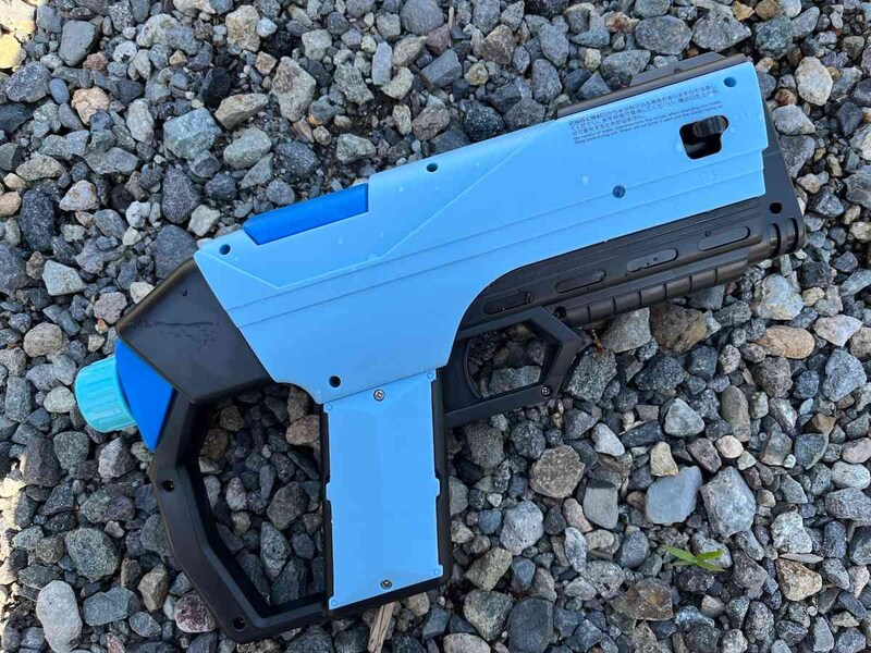 ダイソーの「電動水鉄砲」