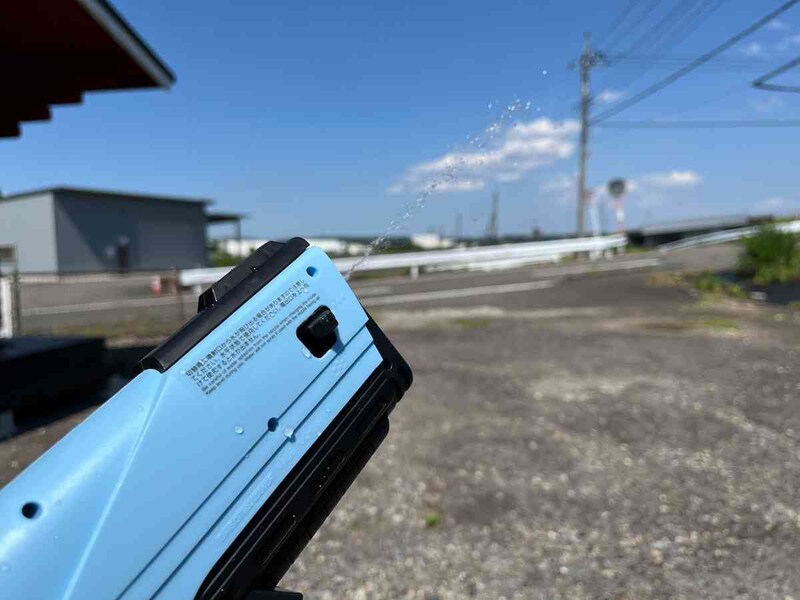 スイッチを上にしておくとストレートタイプの水が出る