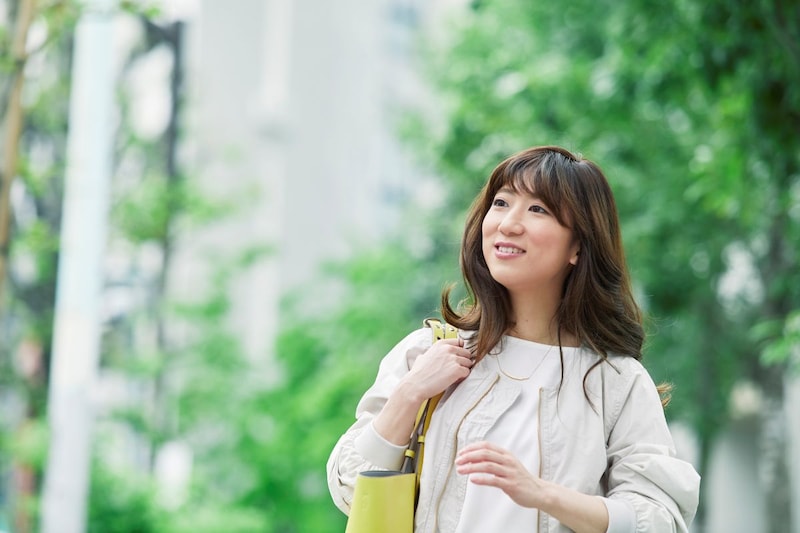 個人向け国債・変動10を金利1.0％で100万円購入すると、半年後にもらえる利息はいくら？【2025年6月5日から募集開始】（画像出典：amana）