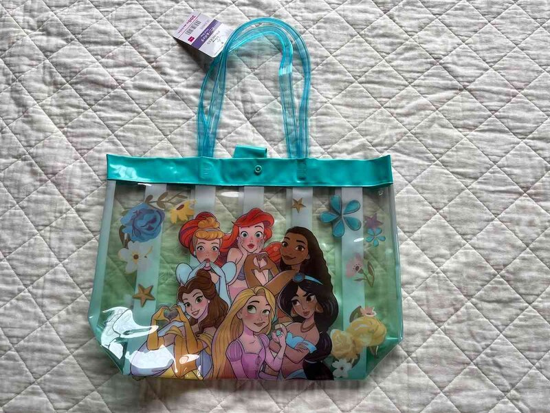 ダイソーの「ビニールバッグ（ディズニープリンセス）」