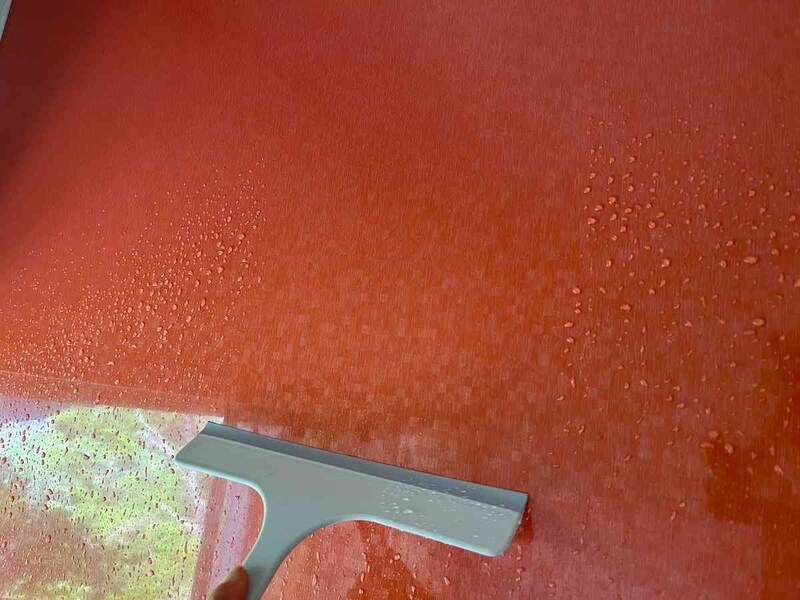 壁についた水を取り除くことができた