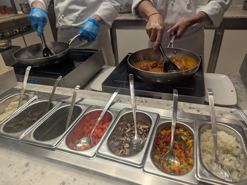 スタッフとのやりとりも楽しく、「自分のために作ってくれた」という特別感も