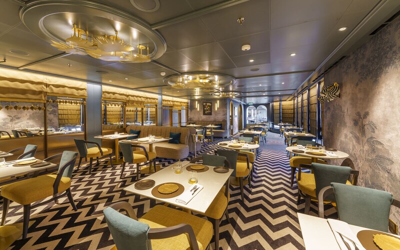 インド料理の「アランヤ」は、イギリスのインド料理界では有名なシェフ、ジョリーが監修