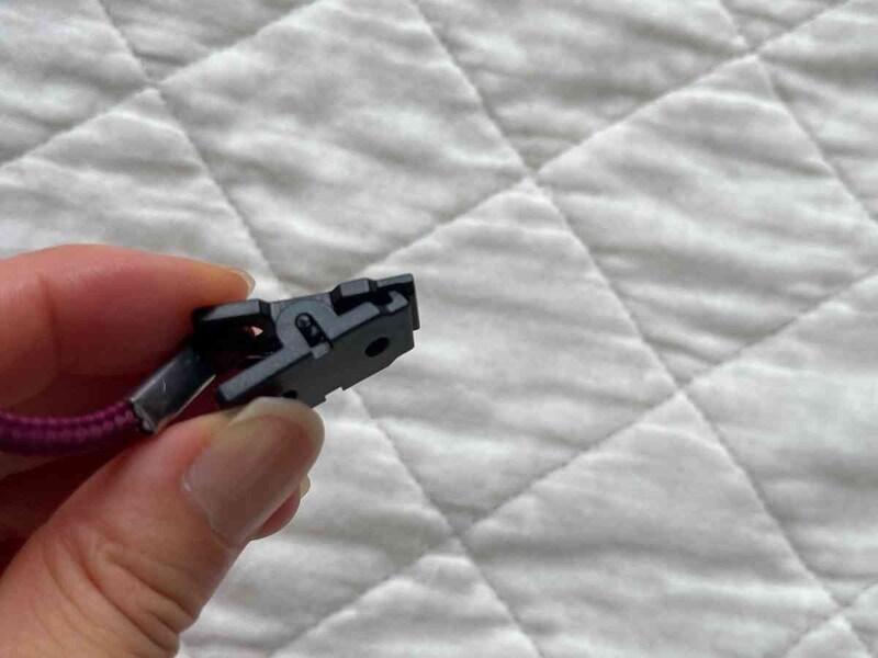 セリアの「帽子クリップ ソフトタイプ」のクリップは跡がつきにくくなっている