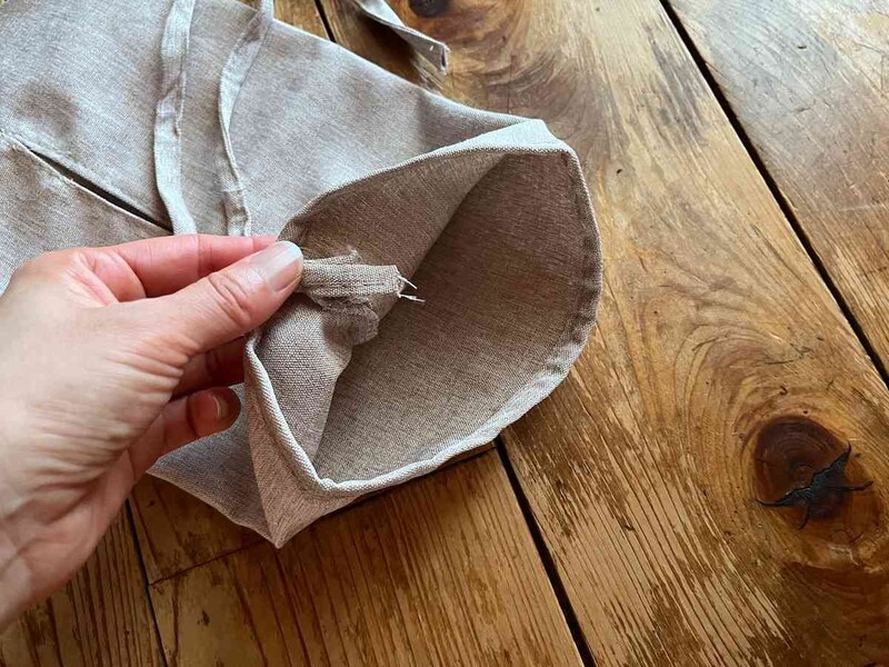 セリアの「ティッシュボックスカバーひも付き」は口が大きく開く