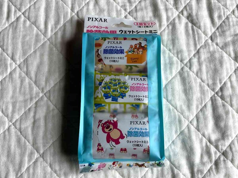 セリアの「除菌効果ウェットシートミニ」