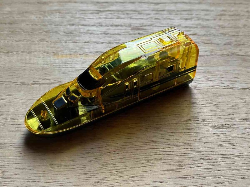 セリアの「消しカスクリーナー」は923形ドクターイエローの形の種類がおしゃれ