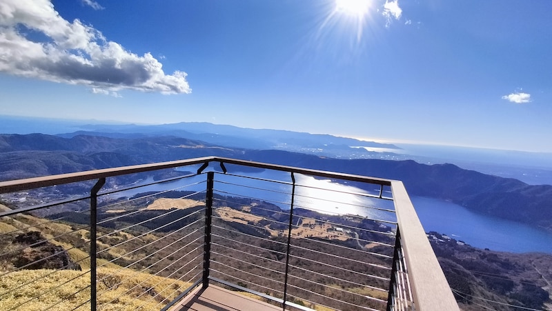 突き出しデッキ先端