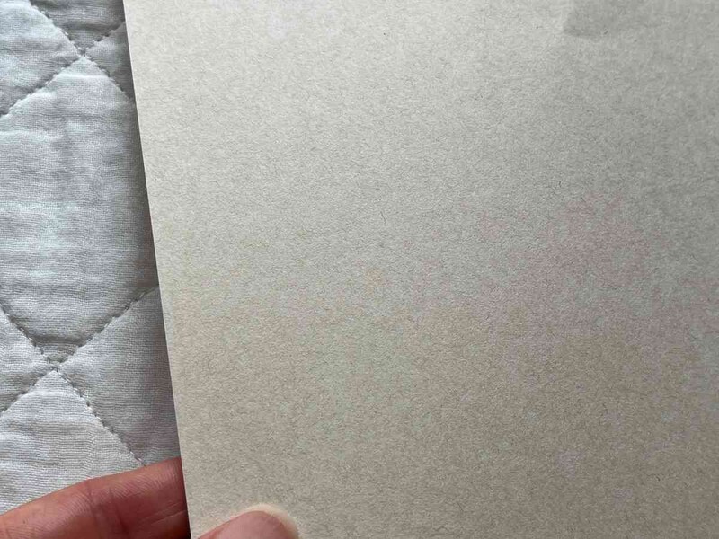 セリアの「A4 ヴィンテージペーパー」でブックカバーや封筒を作ってもおしゃれ