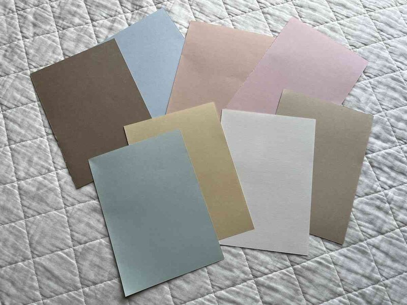 ピオニー、マフィン、サボン、ベア、ユーカリ、ポピー、コットン、ラテの8色