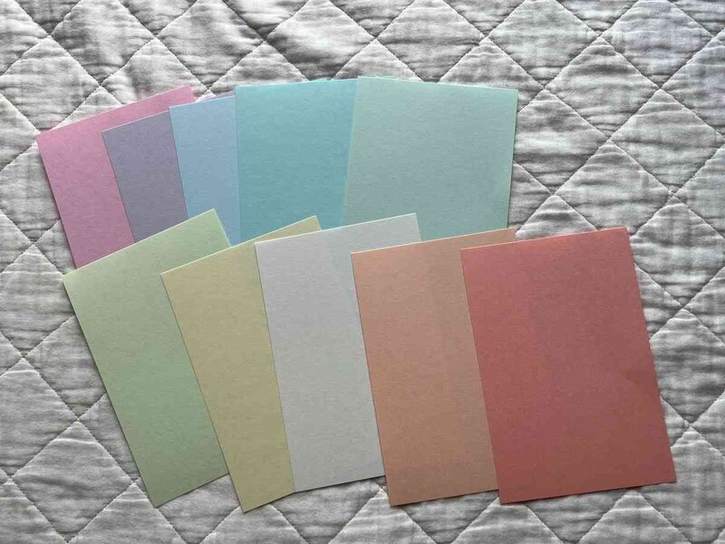 ストロベリーミルク、ブルーベリーマカロン、ラムネジェラート、ミントラテ、メロンフロート、ピスタチオプリン、レモンキャンディ、マシュマロミルク、ピーチパフェ、アプリコットジャムの10色セット