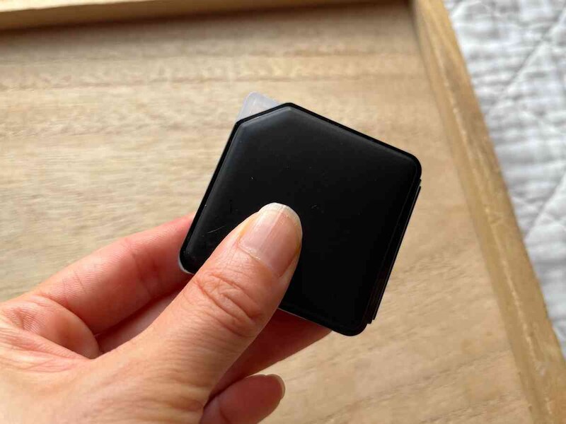 セリアの「ポータブルルーペ コンパクトタイプ」はコンパクトになる