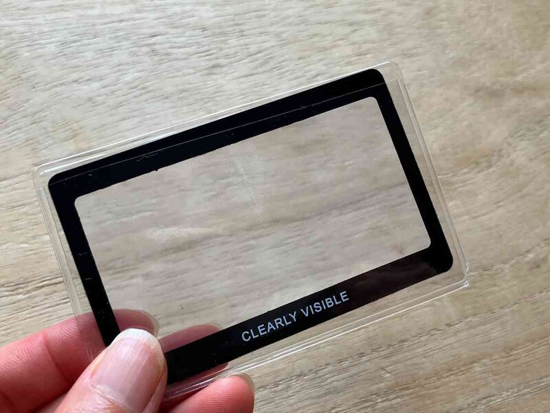 セリアの「ポータブルルーペ」はケース付き