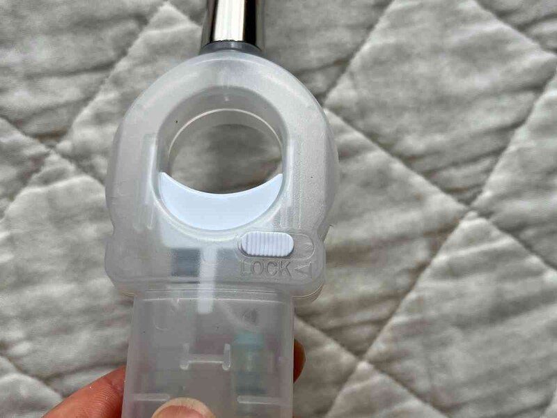 セリアの「CR ミニミニウルトラライター 透明」はロック式