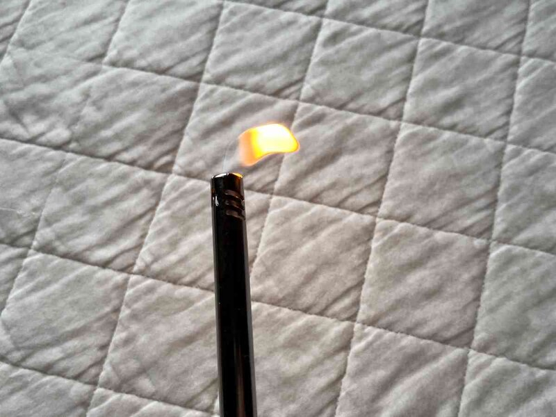 セリアの「ファイアスターター ロングタイプ」は火力の調整が可能