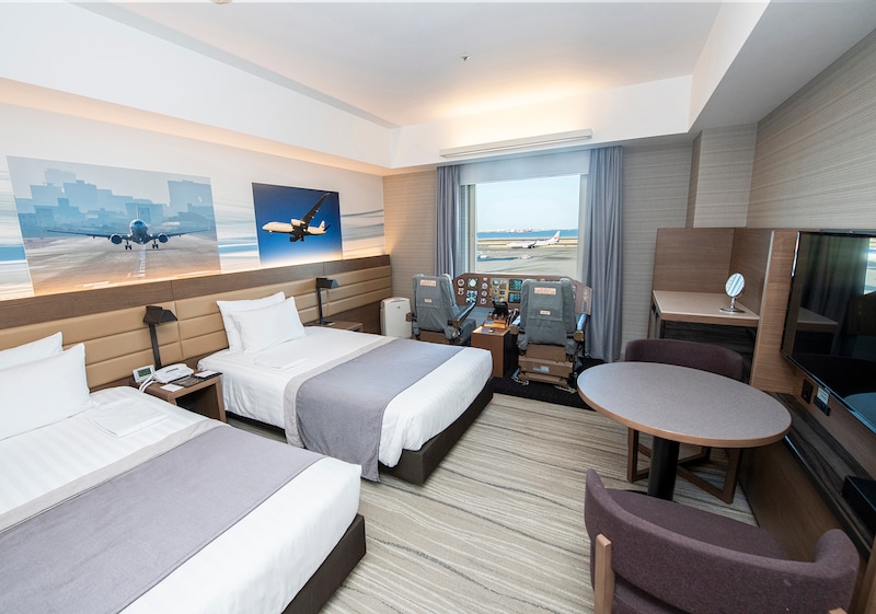 羽田エクセルホテル東急のJAL Cockpit ROOM