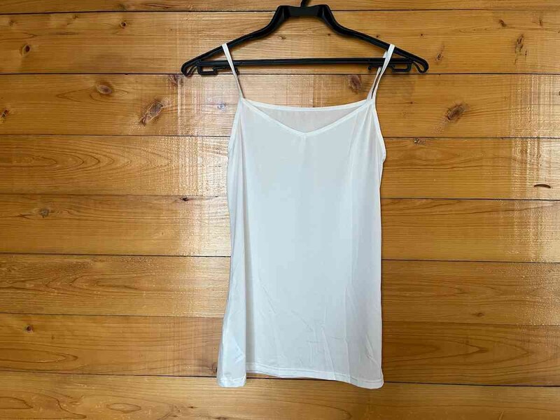 トップスで前後の形を決めていける