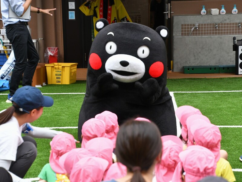 子どもたちにもやっぱり大人気！＝6月12日、東京都文京区