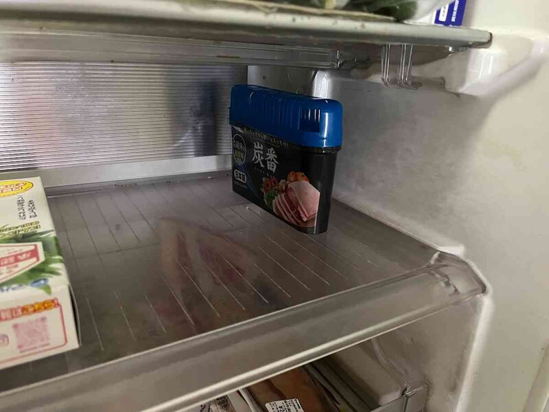 セリアの「冷蔵庫用脱臭剤」は冷蔵庫の中で使う