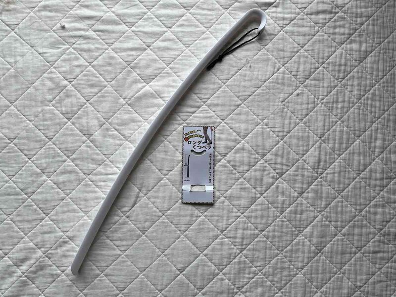 セリアの「ロングくつベラ」