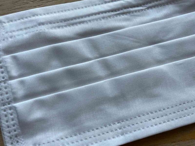 カインズの「接触冷感 不織布マスク 普通サイズ 30枚」の内側